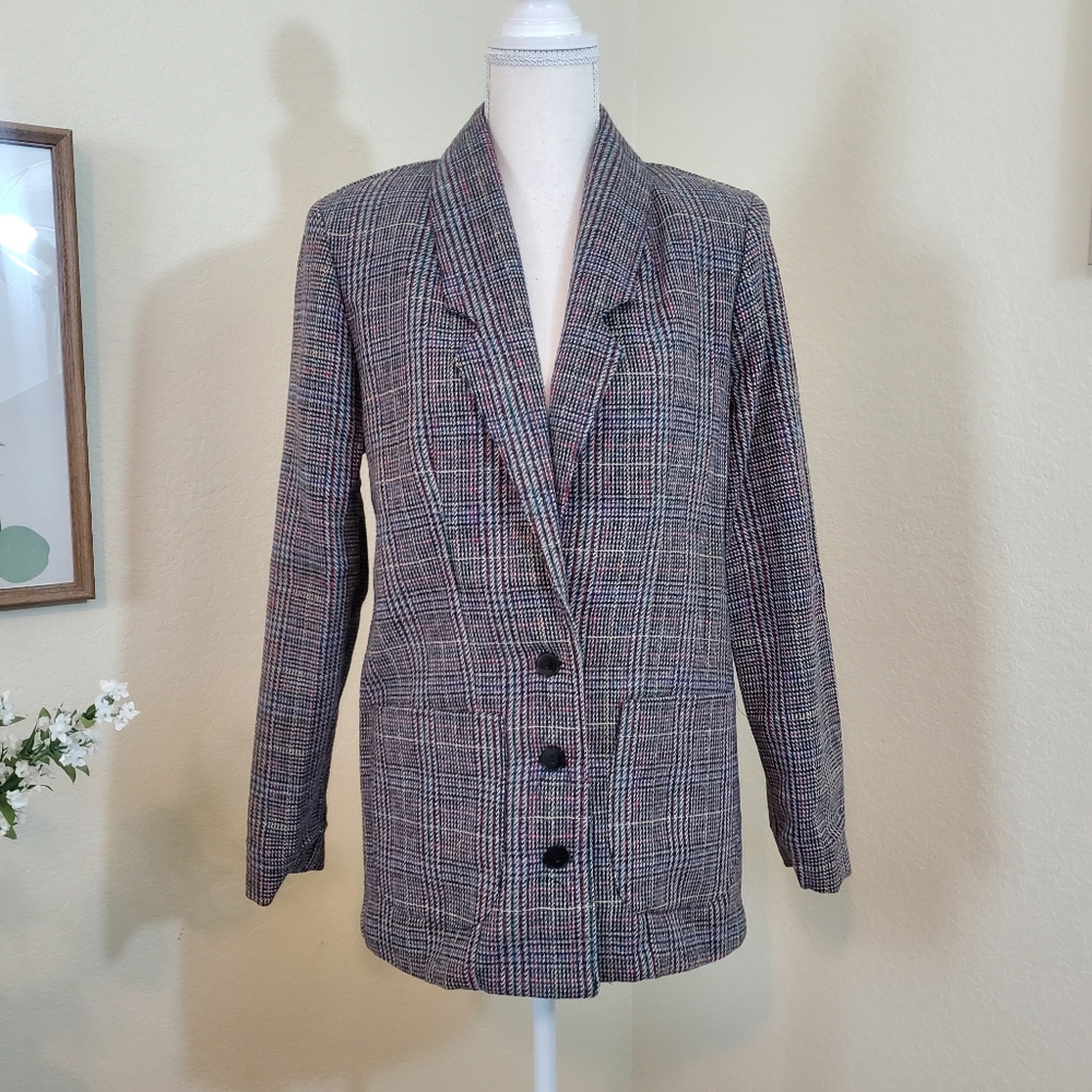 Vintage T R Bentley Plaid Wool Blend Blazer! Size 6.